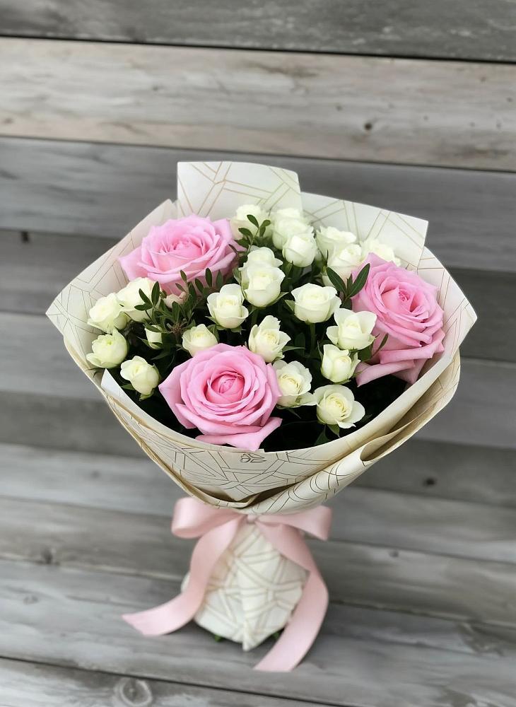 Букет цветов из: Розы в Большой Речке