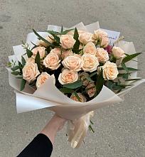 Букет Кремовые розы Латте в Большой Речке