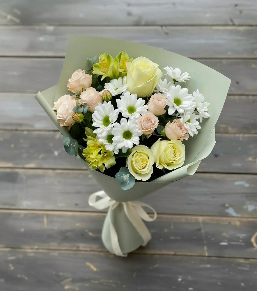 Букет цветов из: Альстромерии, Розы и Хризантемы в Большой Речке
