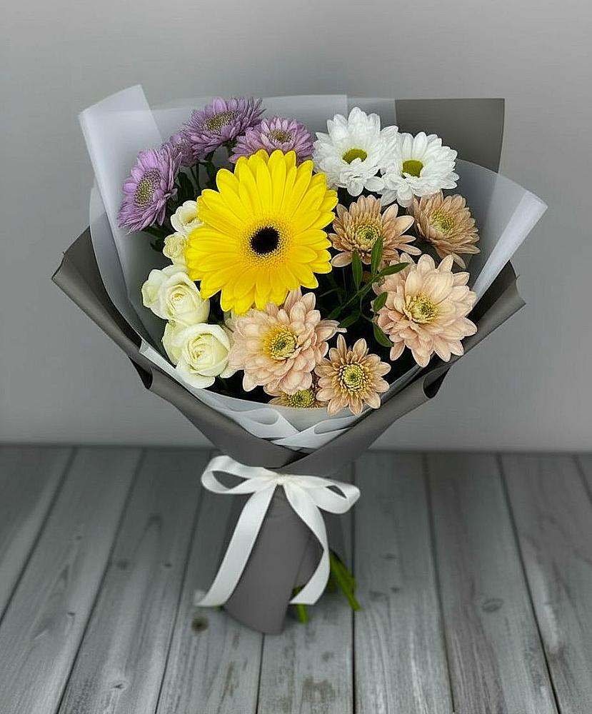 Букет цветов из: Розы, Герберы и Хризантемы в Большой Речке