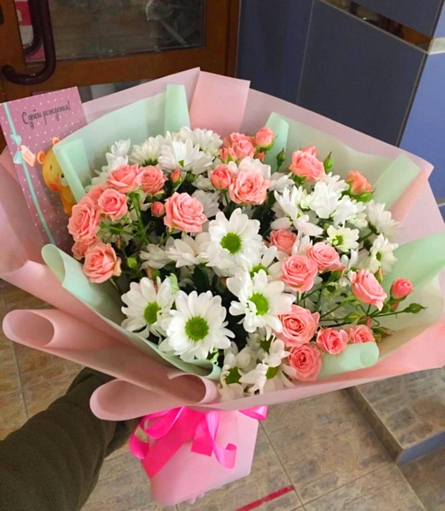 Букет цветов из: Розы и Хризантемы в Большой Речке