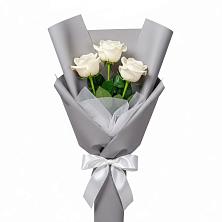 Букет 3 белые розы в Большой Речке