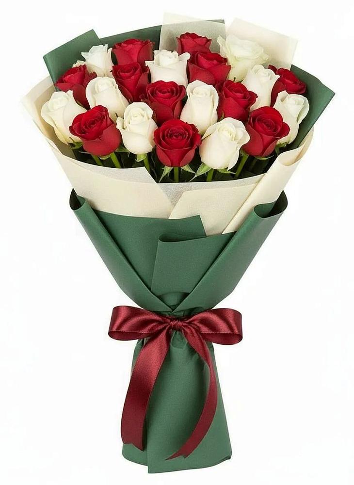 Букет Микс из красных и белых роз в Большой Речке
