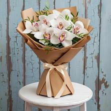 Букет цветов из:  Орхидеи и Розы в Большой Речке